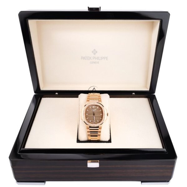 patek-philippe-nautilus-71181200r-003-9_1_1.jpg patek-philippe-nautilus-71181200r-003-9_1_1.jpg